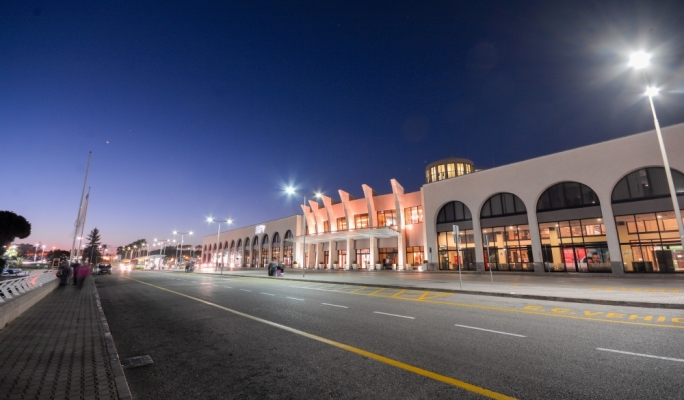 Police intercept British mercenaries en route to Libya