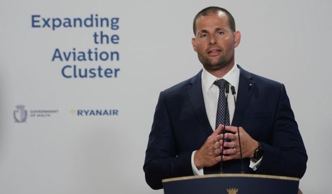 Abela says police presence needs to be stepped up but &lsquo;cannot promise no street fights&rsquo;