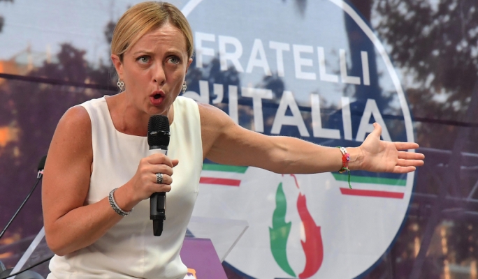 God, family, fatherland: will Italy go black today?