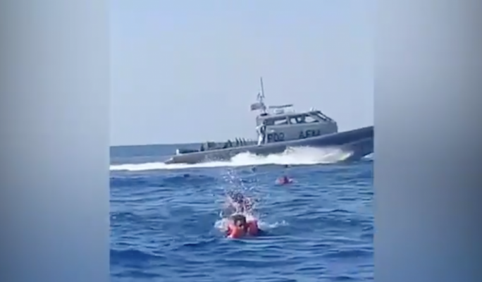 [WATCH] Armed Forces attempted pushback before directing migrants to Pozzallo - MaltaToday